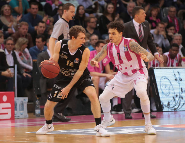 外线优势曾 外线优势曾